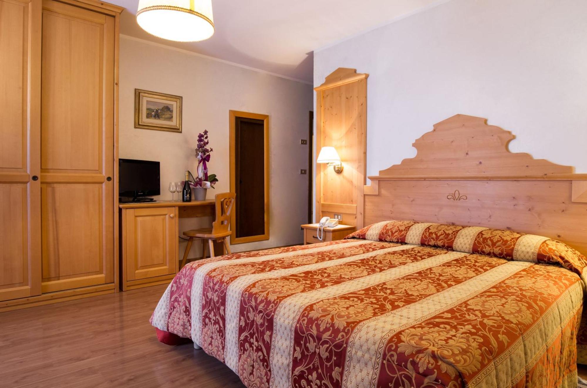 Hotel Al Prato Fiera Di Primiero Exteriér fotografie