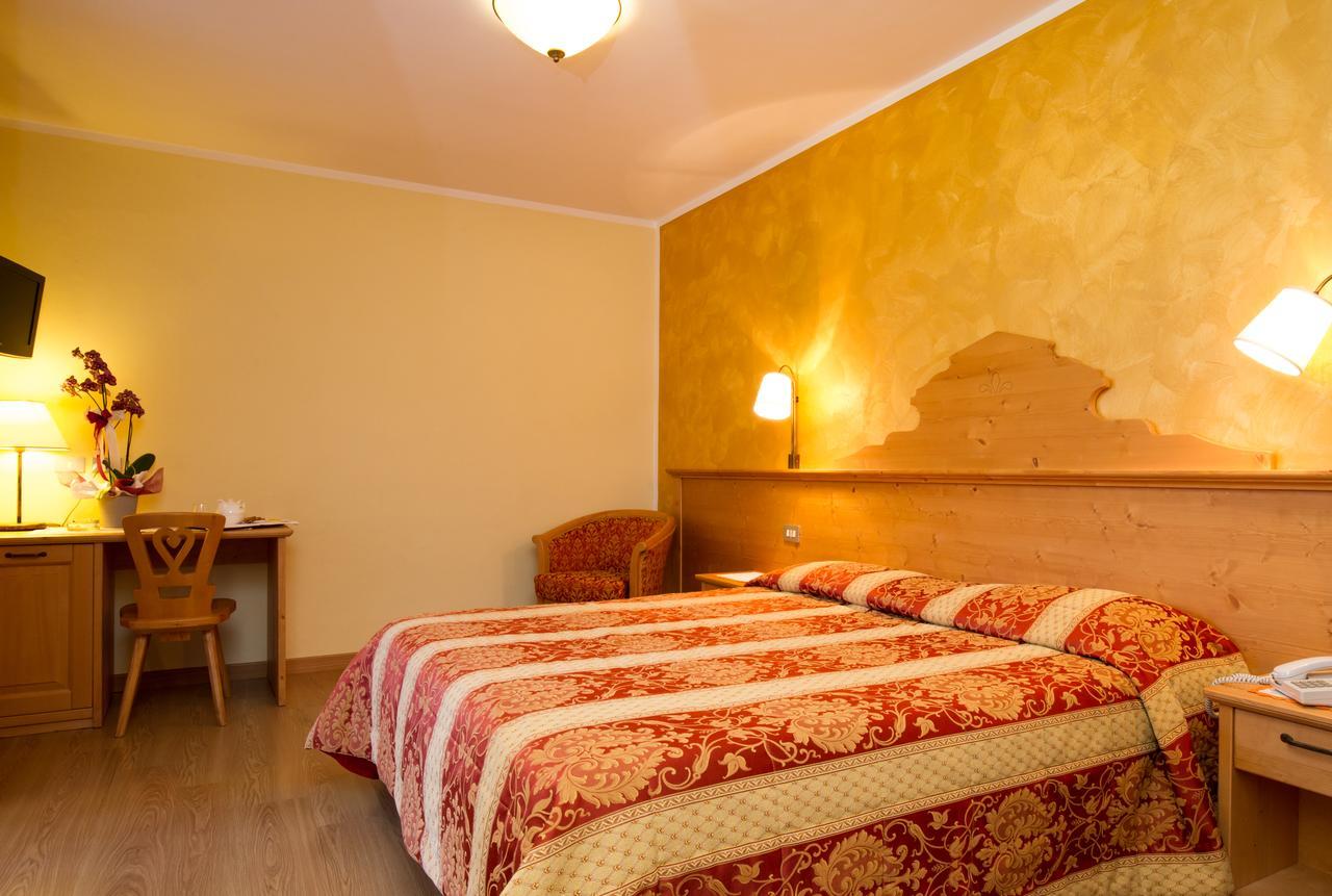 Hotel Al Prato Fiera Di Primiero Exteriér fotografie